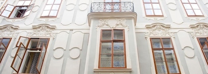 Hotel U Zlateho Jelena