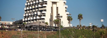Marine Heights Suites