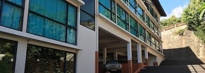 Tahiti Airport Motel