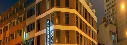 Hotel O Crossroads Hotel