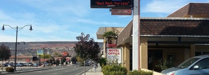Economy Inn & Suites