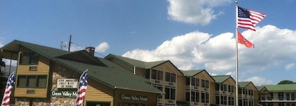 Green Valley Motel