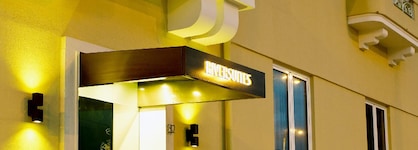 Riversuites