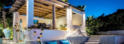 Agalia Luxury Suites