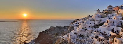 Art Maisons Oia Castle