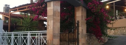 George Beach Studios