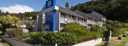 Breakwater Motel