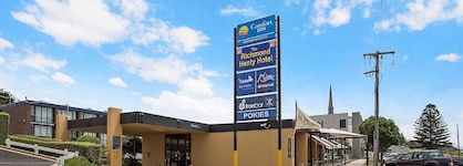 The Richmond Henty Hotel