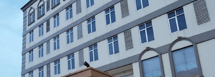 Grand Kanaya Hotel