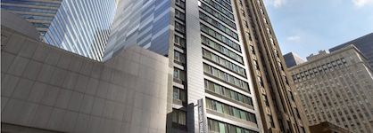 Hilton Garden Inn Chicago Downtown Riverwalk