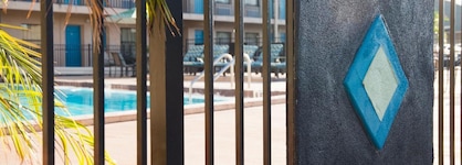 Seasons Florida Resort