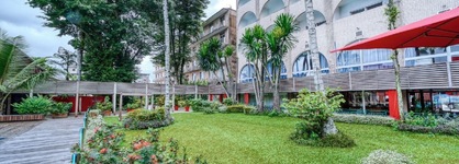 Hotel Akwa Palace