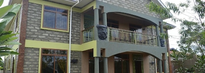 Korona Villa Bed & Breakfast