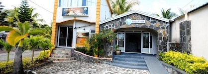Le Grand Bleu Hotel
