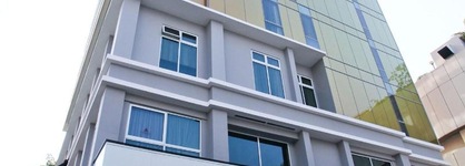 Aqueen Hotel Paya Lebar
