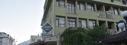 Ares City Hotel