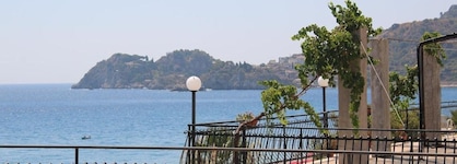 Chrismare Hotel