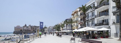Sitges Group Beach Dreams