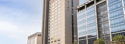 ibis One Central Hotel