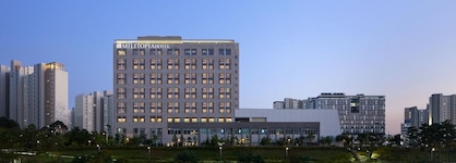 Wirye Militopiahotel By Marine