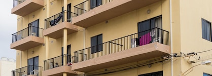 Huli Hotel & Apartments