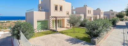 Athoniki Villas