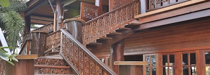 Presidential Thai Villa
