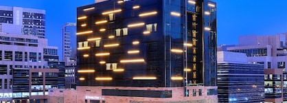 DoubleTree By Hilton Dubai - Business Bay