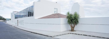 White Exclusive Suite & Villas