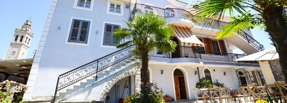 Rose Garden Hotel
