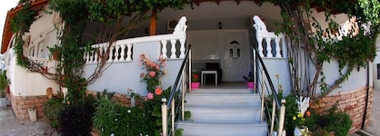 Vila Alvin Apartments
