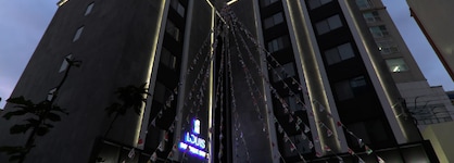 Louis Hotel