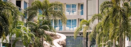 Centara Azure Hotel Pattaya
