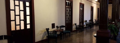 Hotel Villa De Flores