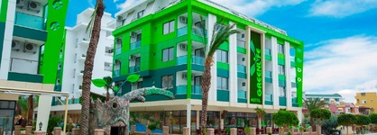 Green Life Hotel