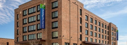 Holiday Inn Express Pensacola Downtown By Ihg
