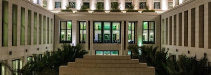 Radisson Collection Muscat, Hormuz Grand