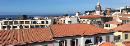 Five Design Rooftop By Storytellers