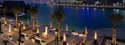 Beach Rotana Residences