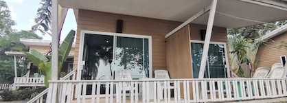 Villa Cha-Cha Krabi Beachfront Resort