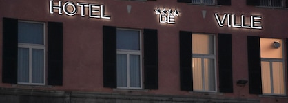 Hotel De Ville