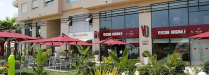 Adam Hotel Suites
