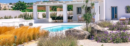 Philosophia Luxury Villa