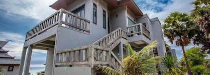 Lanta Corner Resort