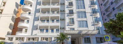 Esal Hotel