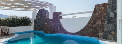 Secret Earth Villas Santorini