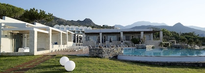 Kakkos Beach Hotel - Adults Only