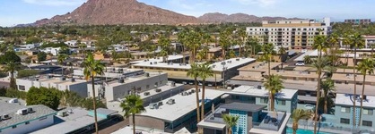 Walkable Ots Mid Century Condo-Pool