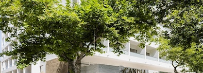 Acandia Hotel
