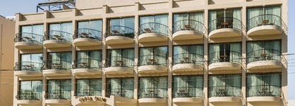 Olivia Palm Hotel